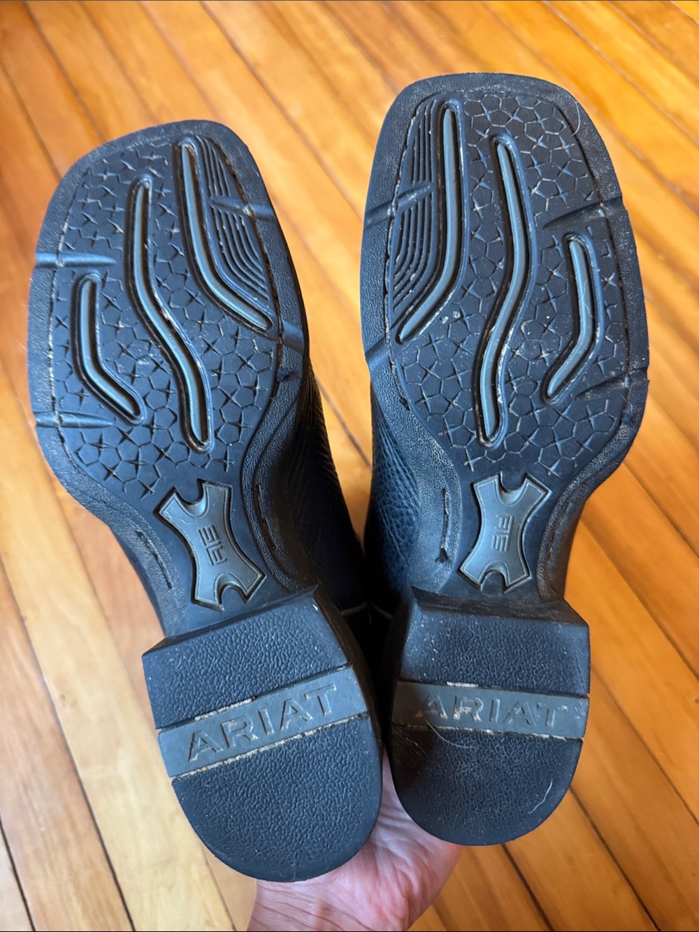 Ariat square toe cowgirl boots - Picture 7 of 11